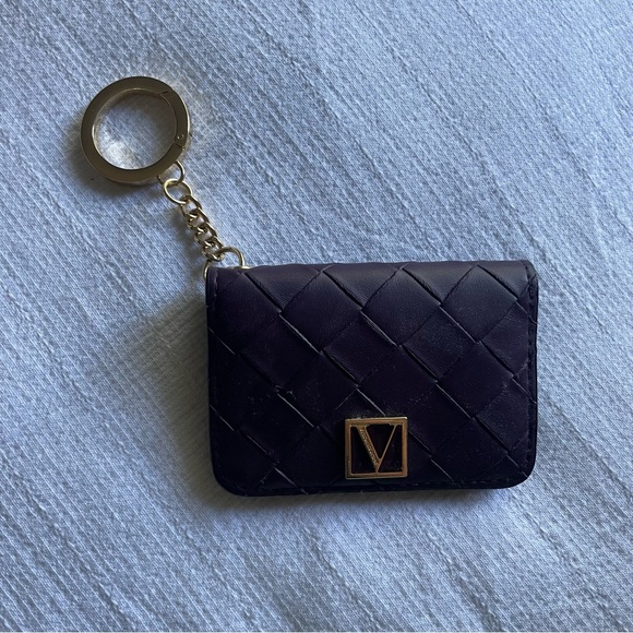 Victoria Secret Wallet with Key Chain - Picture 1 of 3